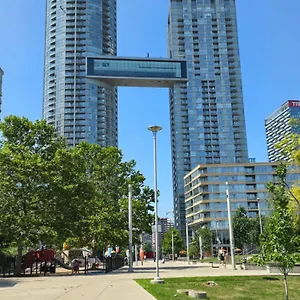  Apartment Downtown Condo, Free Indoor Parking With Amazing View