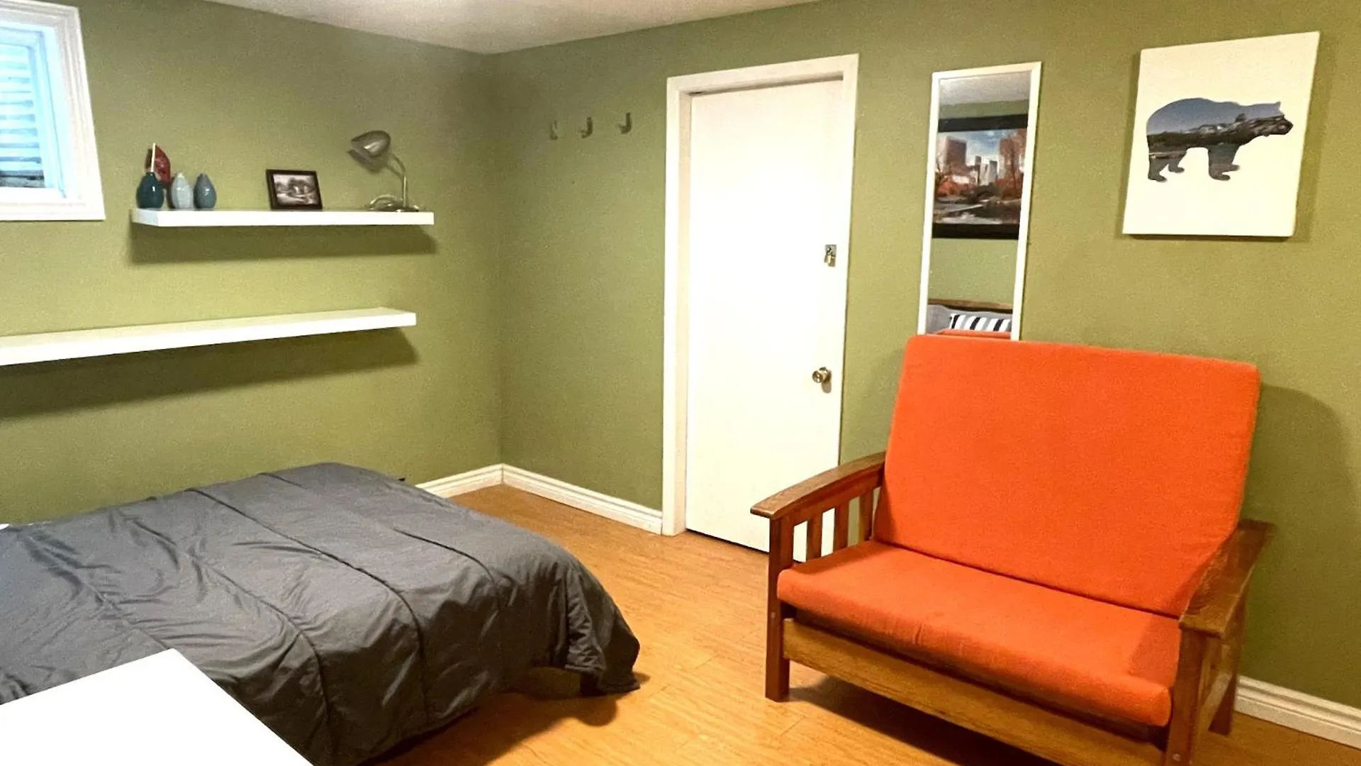 Homestay Peaceful Serenity House Toronto