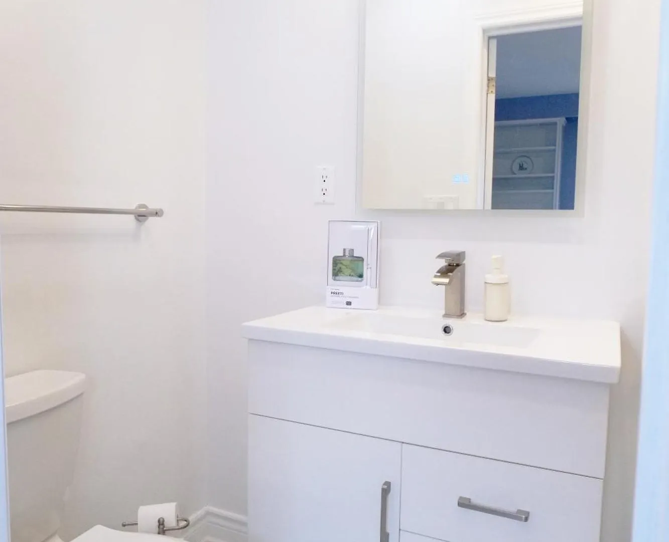 Homestay Peaceful Serenity House Toronto